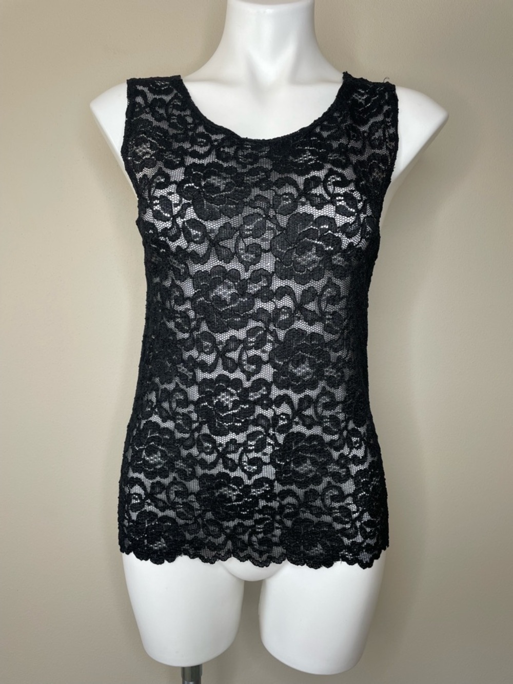 Vintage Black Floral Stretch Lace Sleeveless Camisole